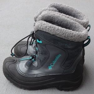 Columbia Snow Boot Child's Size 6 Waterproof